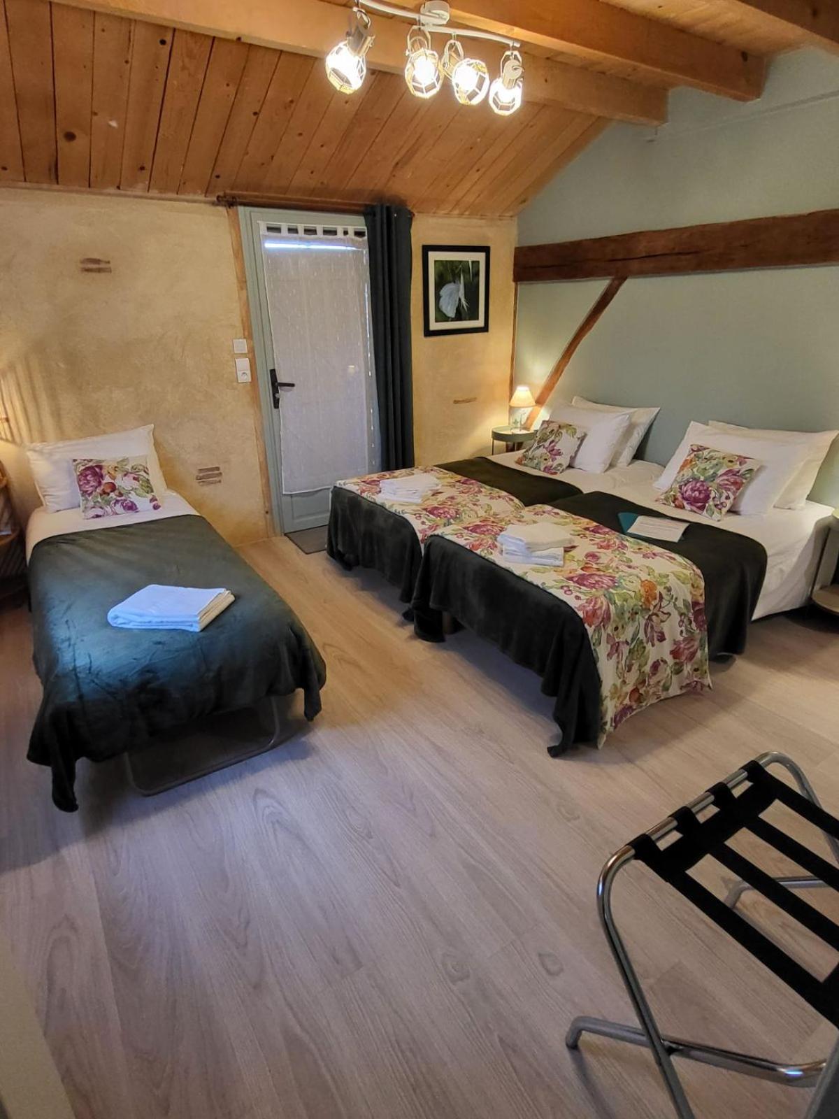 L'Esprit Du 24 Bed and Breakfast Rouffignac-de-Sigoules Εξωτερικό φωτογραφία