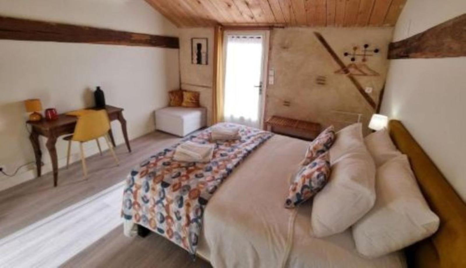 L'Esprit Du 24 Bed and Breakfast Rouffignac-de-Sigoules Εξωτερικό φωτογραφία